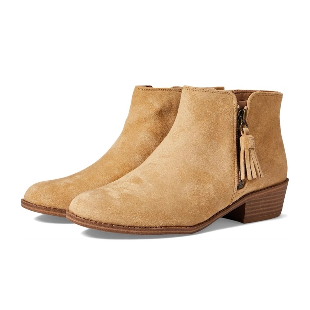 ✨BNWT - Women’s Zodiac Val-Western Ankle Boots - size 8✨